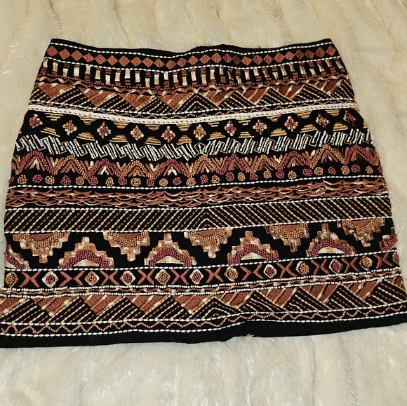 H&M Dresses & Skirts - H&M Boho Beaded Mini Skirt. Size 10